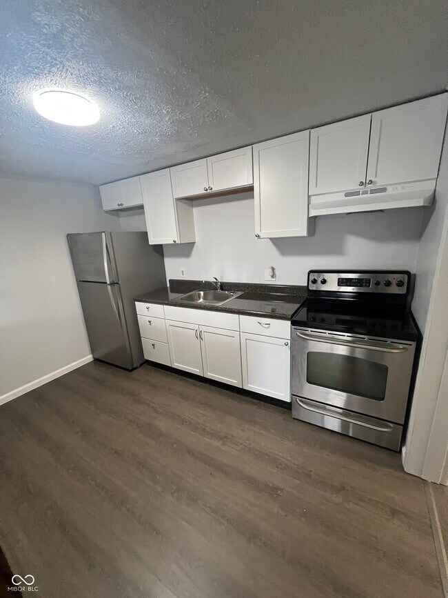 Foto del edificio - 2000 Indianapolis Rd