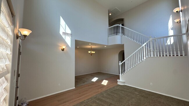 Foto del edificio - 12142 W Lone Tree Trail