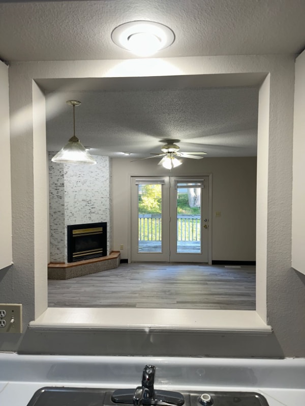 Building Photo - 924 23rd Ave