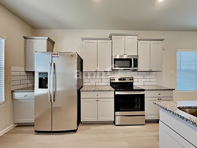 Building Photo - 2712 Iberia Ct
