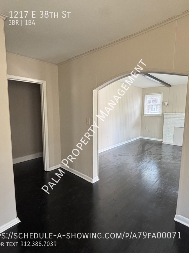 Building Photo - 1217 E 38th St