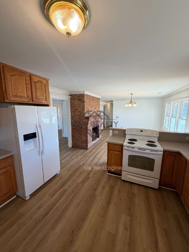 Building Photo - 15326 Tidewater Trail