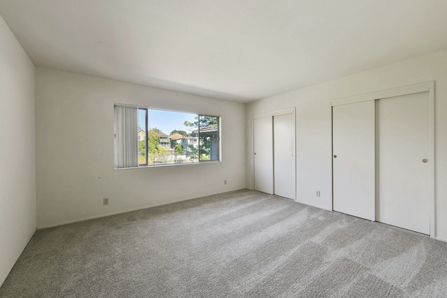 Building Photo - Driftwood Lagoon Apartments