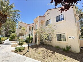 Building Photo - 4873 S Torrey Pines Dr