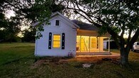 Foto principal - 139 N 2nd St