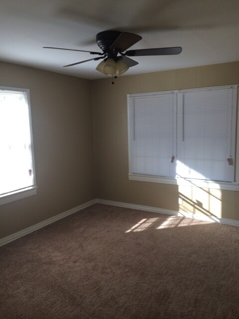 Foto del edificio - 2 Bedroom House close to High School