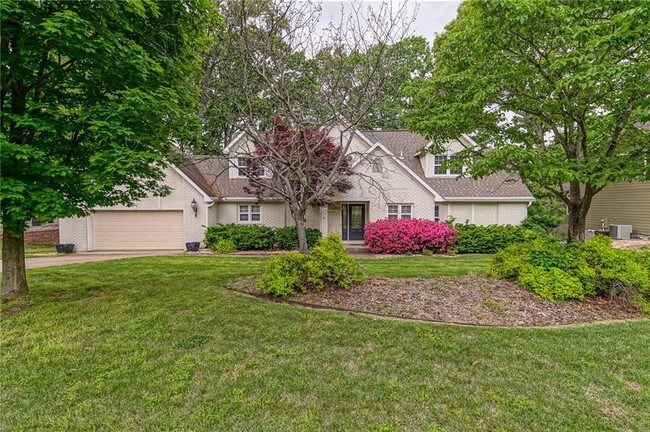 Building Photo - 3202 Red Fox Ridge