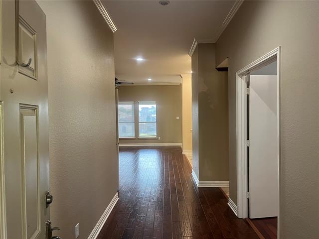 Building Photo - 430 Chinaberry Trail