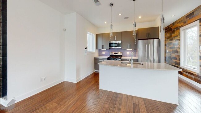 Foto del edificio - 1103 9th St NE