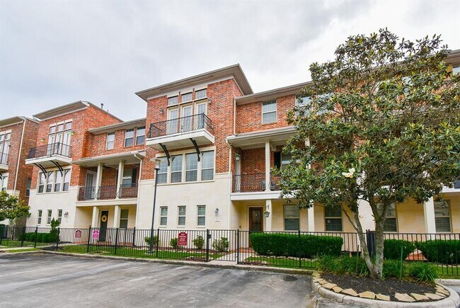 Building Photo - 1715 Dominica Dr