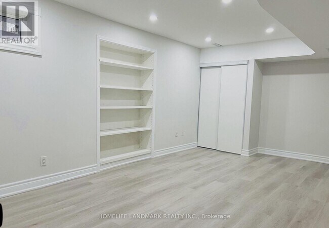 Building Photo - 144 Raymerville Dr