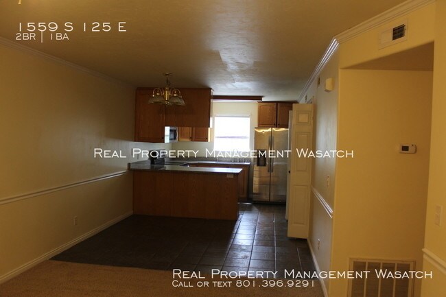 Building Photo - Orem Condo