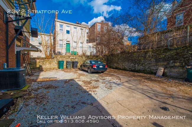 Foto del edificio - 2372 Stratford Ave