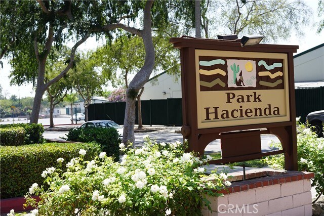 Foto del edificio - 930 N Redding Way