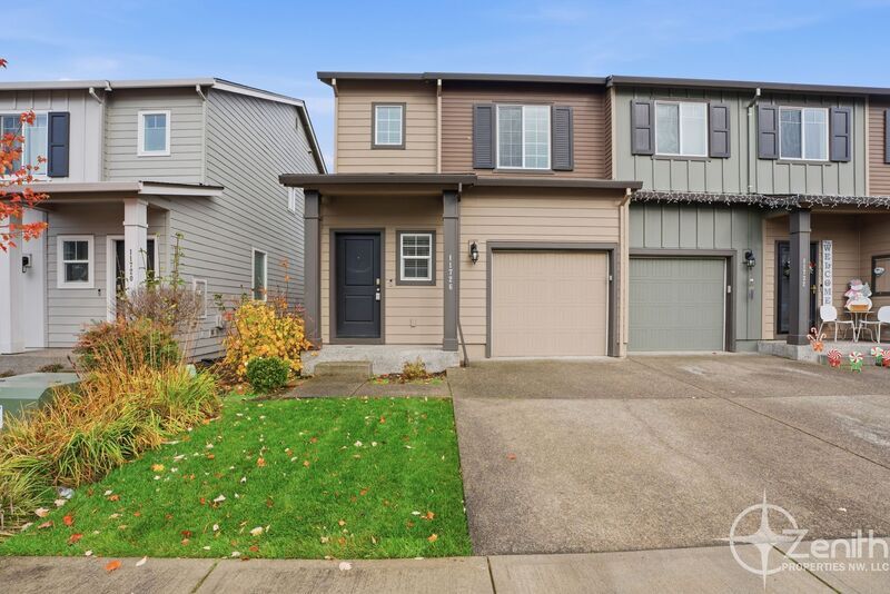 Foto principal - 11726 NE 23rd St