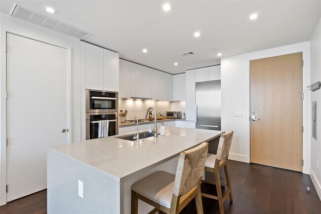 Foto del edificio - 501 West Ave