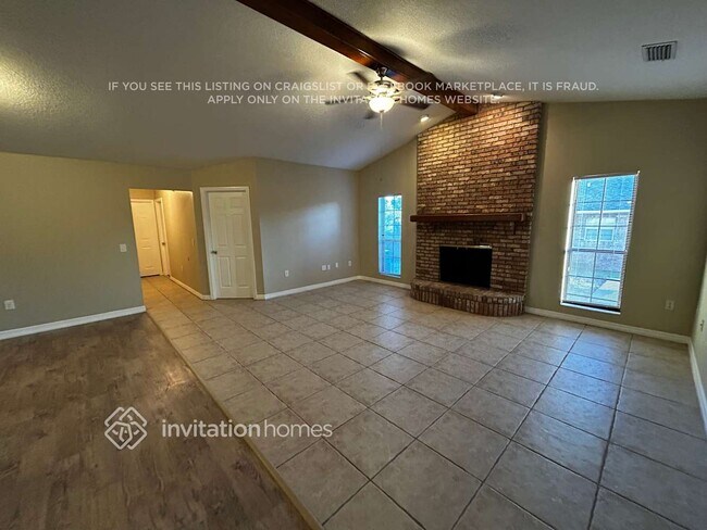 Building Photo - 7202 Hileman Dr E