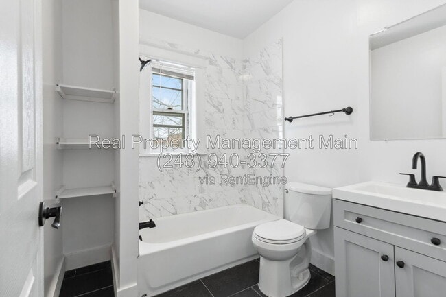 Building Photo - 1612 Bagley St