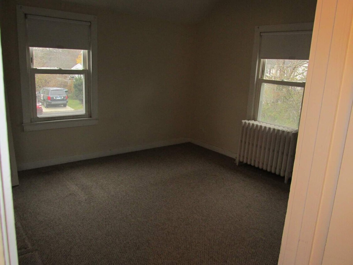 Bedroom - 7 Garden Sq