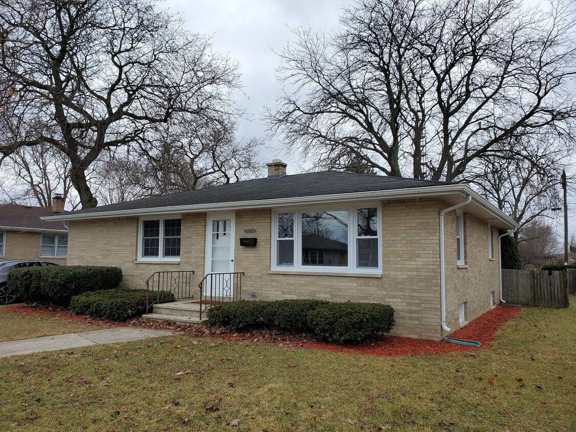 Primary Photo - 3 bedroom Northside ranch