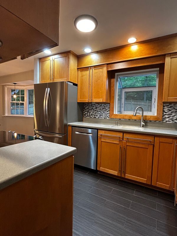 Foto del edificio - 6824 Murray Ln