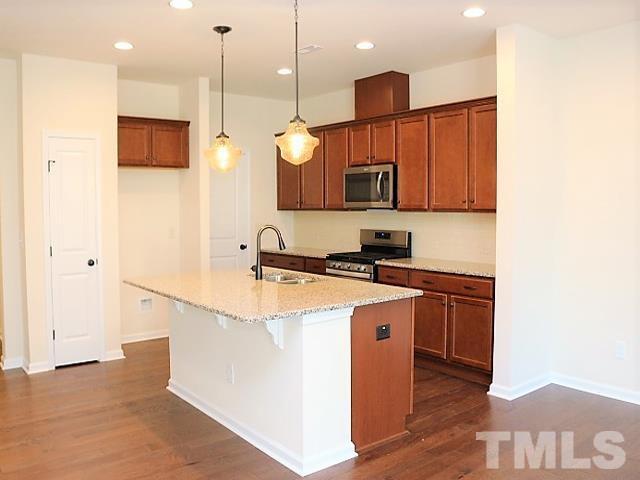 Building Photo - 836 Salem Pointe Pl
