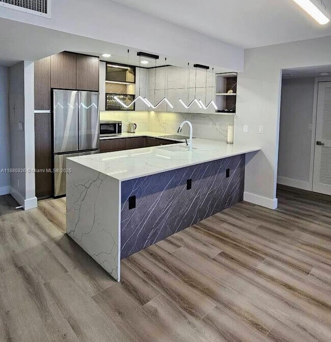 Building Photo - 500 Three Islands Boulevard