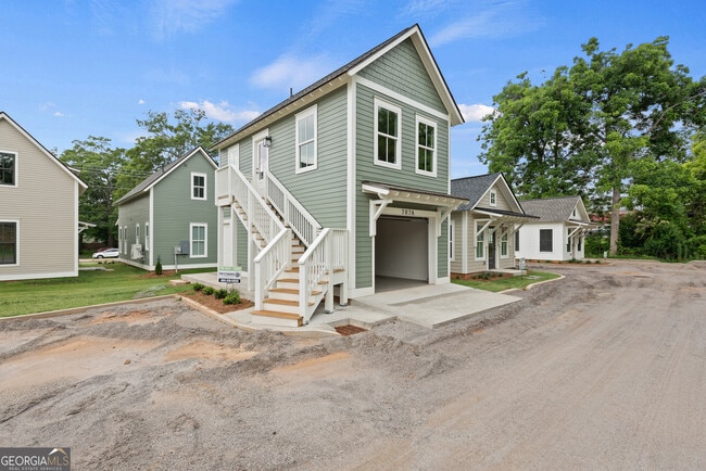 Building Photo - 707 Jefferson St