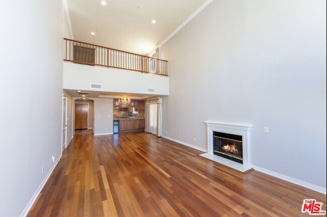 Foto del edificio - 11547 Rochester Ave