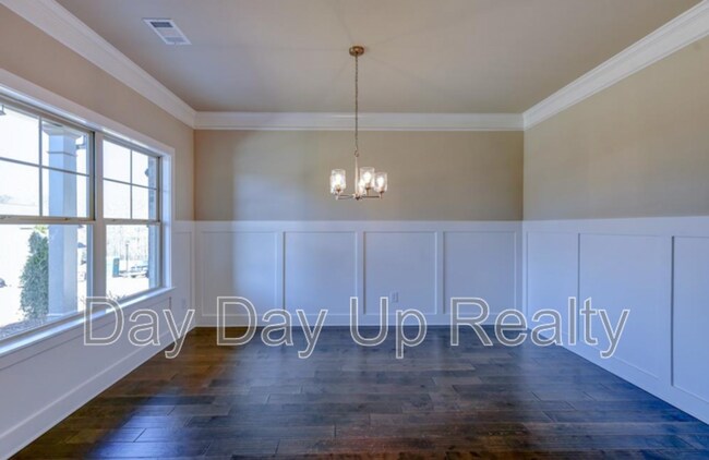 Building Photo - 2091 Harvester Ln