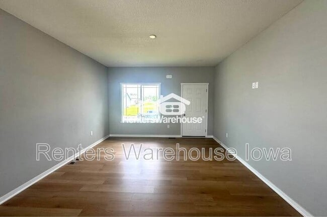 Building Photo - 1006 Polk St