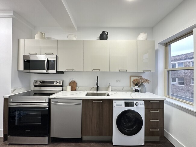 Foto del edificio - 1553 W Hollywood Ave