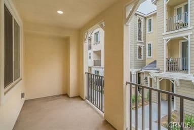 Building Photo - 831 Sunburst Wy