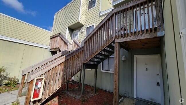 Building Photo - 261 Scottsdale Sq