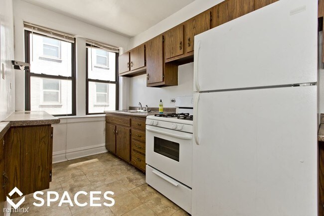Foto del edificio - 510 W Addison St