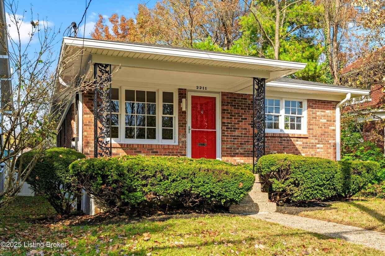 Foto principal - 2211 Wrocklage Ave