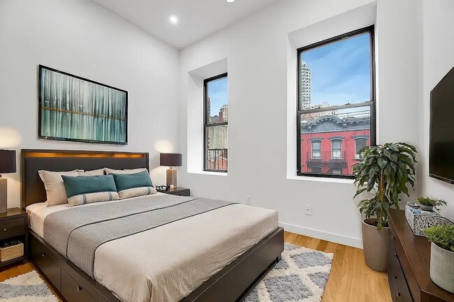 Foto del edificio - 117 First Avenue