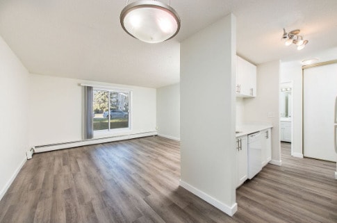 Building Photo - Parkview Estates
