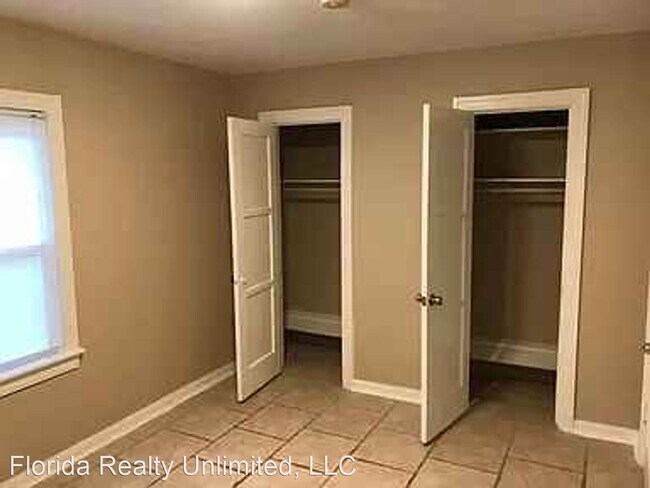 Building Photo - 3 br, 1 bath House - 2827 6th Ave S