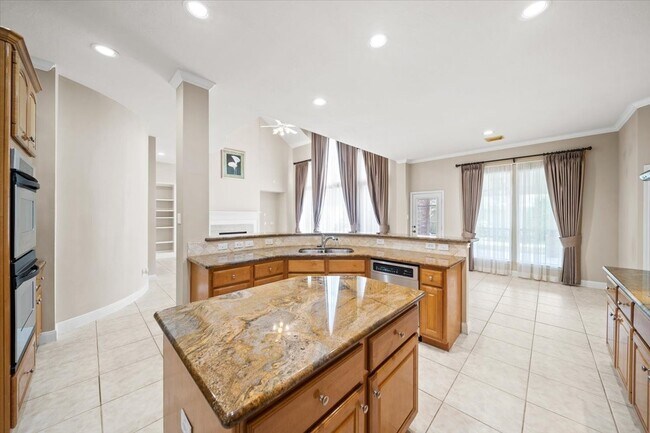 Foto del edificio - 4610 Sterling Wood Way