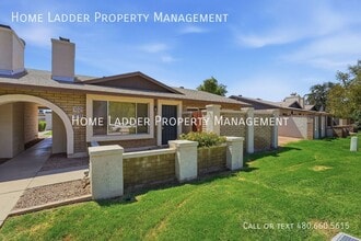 Building Photo - 1021 W Laguna Dr