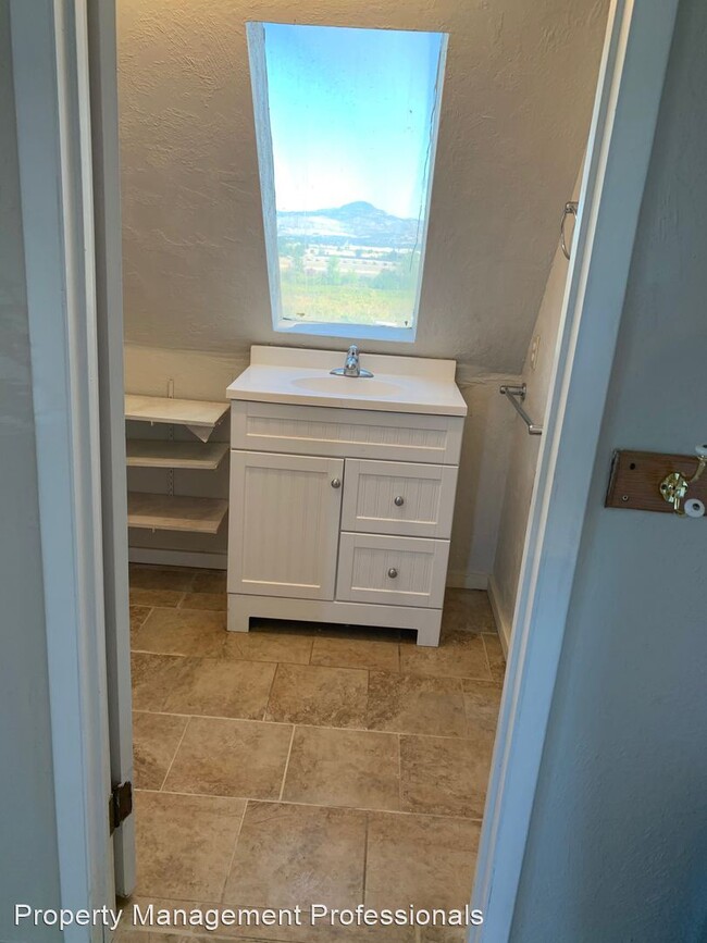 Foto del edificio - 1 br, 1 bath House - 2708 Old Stage Road