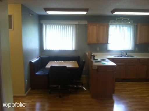Foto del edificio - 921 W 20th St