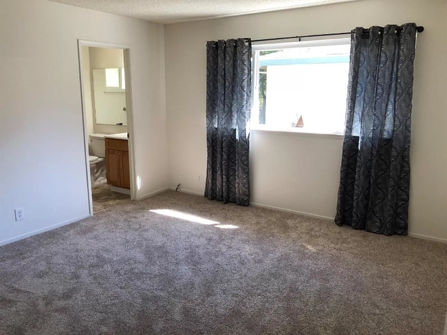 Building Photo - 7964 Cavalli Way