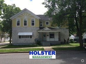 Building Photo - 629 McClellan St
