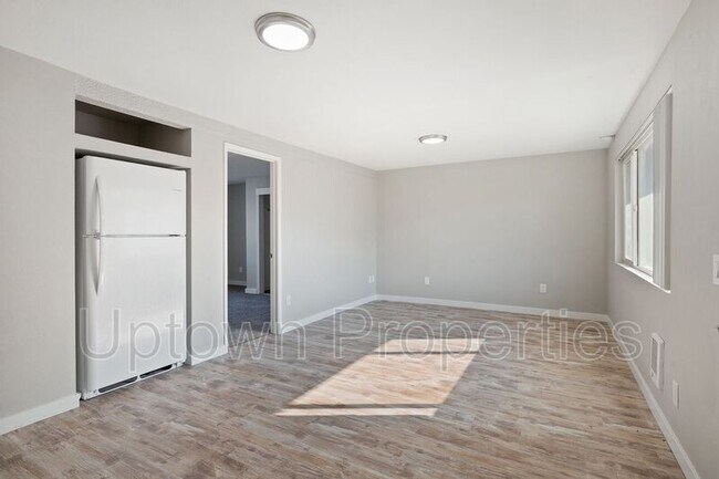 Foto del edificio - 13000 NW Cornell Rd