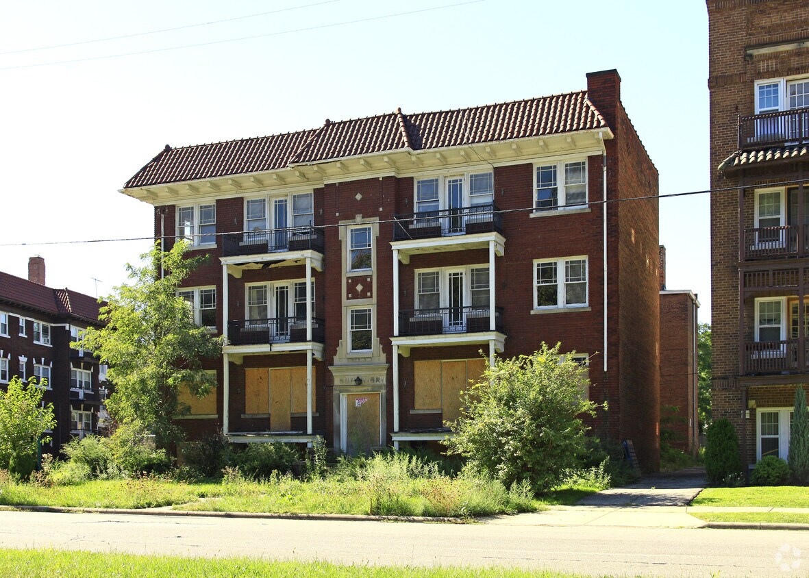 Foto del edificio - Hillcrest Superior Apartments