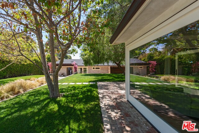 Foto del edificio - 6453 Guernsey Ave
