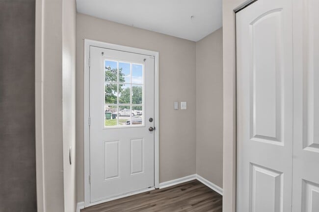 Photo - Spacious 3 Level Stafford Townhouse