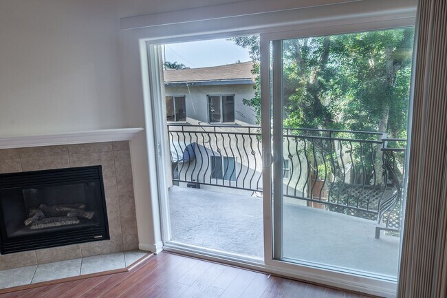 Foto del interior - Corinth Luxury Investments LLC